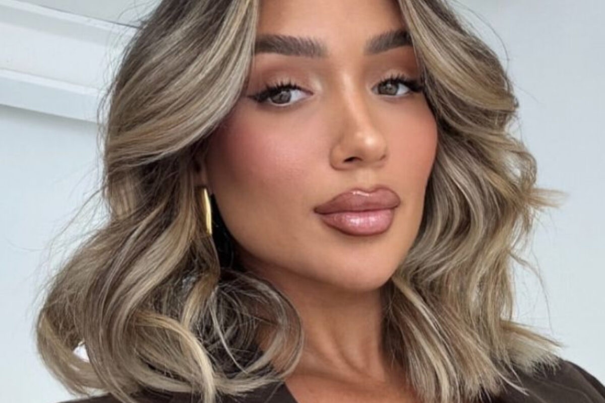 Καστανόξανθα καρέ μαλλιά: Το safe κούρεμα που ταιριάζει σε κάθε γυναίκα και θα σε ανανεώσει την Άνοιξη 2026