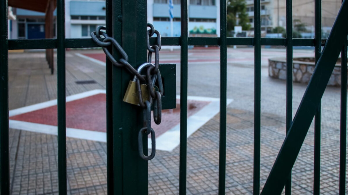 Κλειστά σχολεία μέχρι τις 27 Μαρτίου