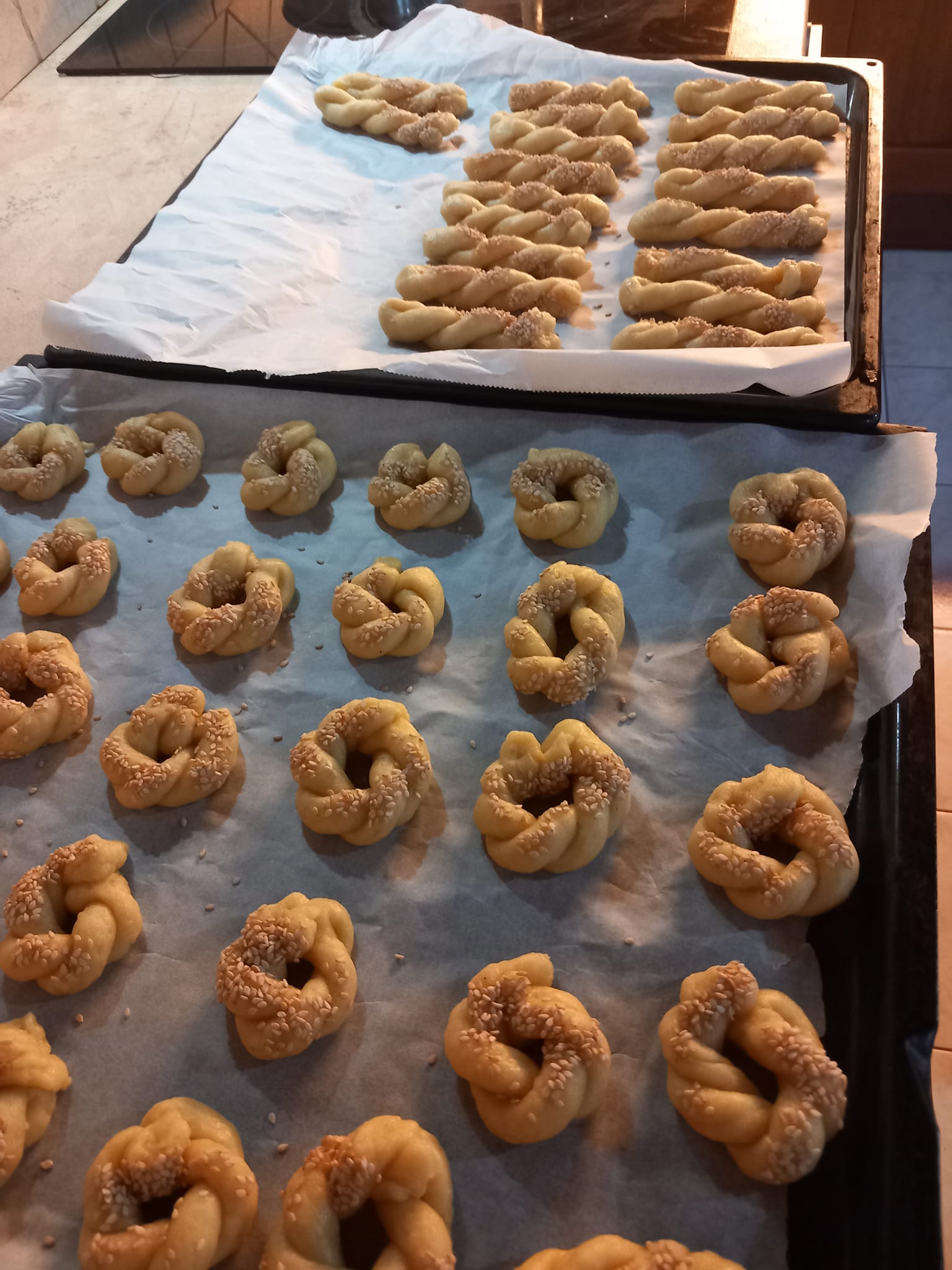 Κουλουράκια νηστήσιμα με γεύση τσουρέκι