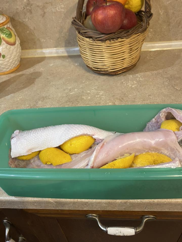 Λαυράκι πλακί για την Κυριακή των Βαΐων