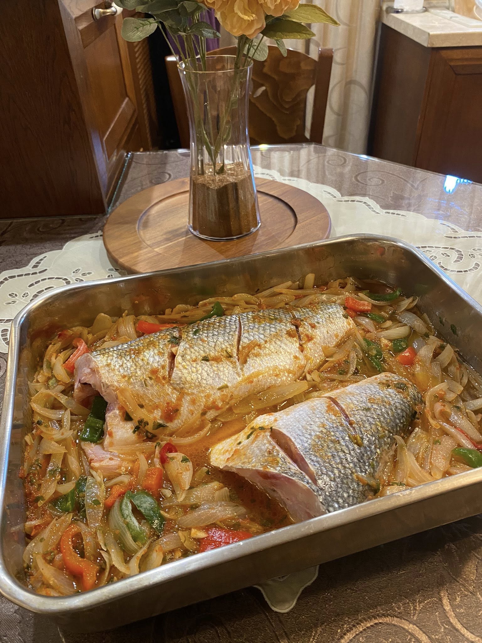 Λαυράκι πλακί για την Κυριακή των Βαΐων