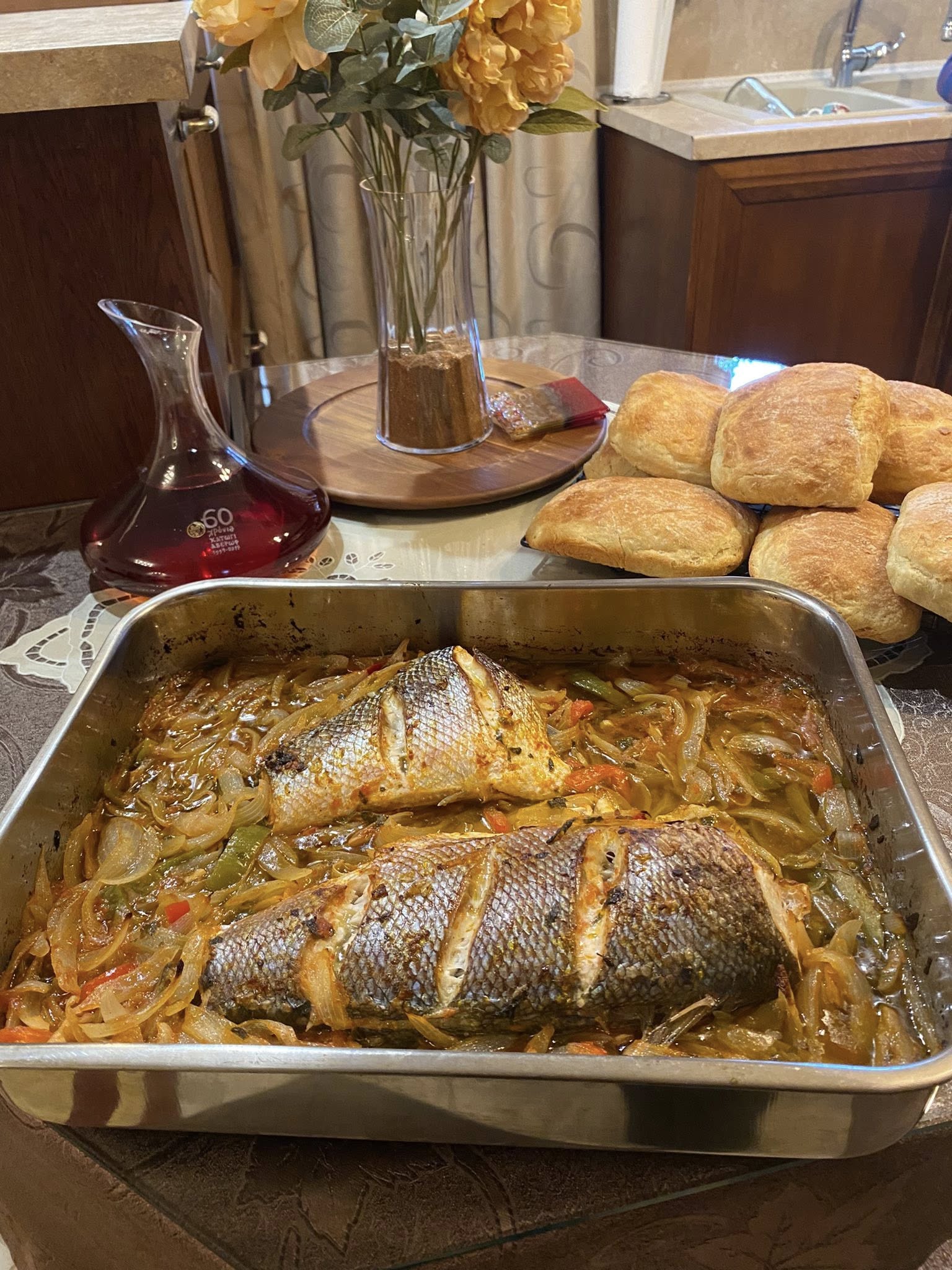 Λαυράκι πλακί για την Κυριακή των Βαΐων