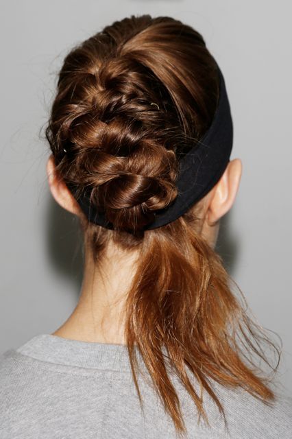 Μαλλιά Απριλίου 2026: Τα πιο μοντέρνα και εύκολα χτενίσματα και κουρέματα για το Πάσχα