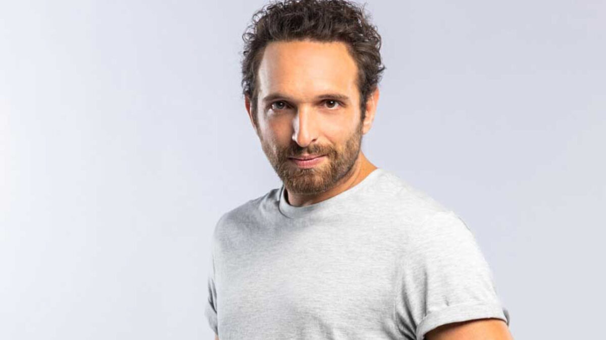 Ο Μάρκος Παπαδοκωνσταντάκης θα υποδυθεί τον Άγιο Νεκτάριο στη νέα σειρά του Alpha