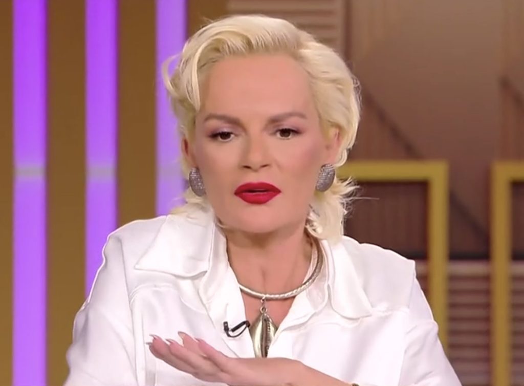 Μετανιωμένη η Έλενα Χριστοπούλου στο Real View - «Συγγνώμη σε όποιον στεναχώρησα»