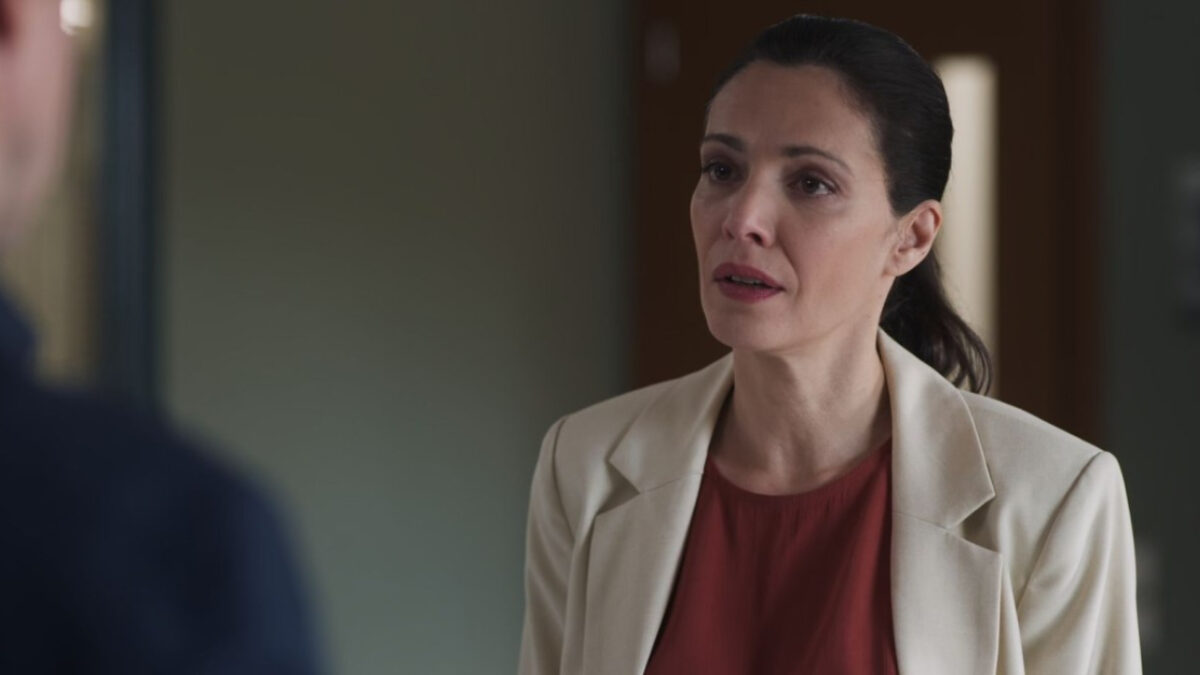 Μια Νύχτα Μόνο επόμενα επεισόδια: 52, 53, 54, 55