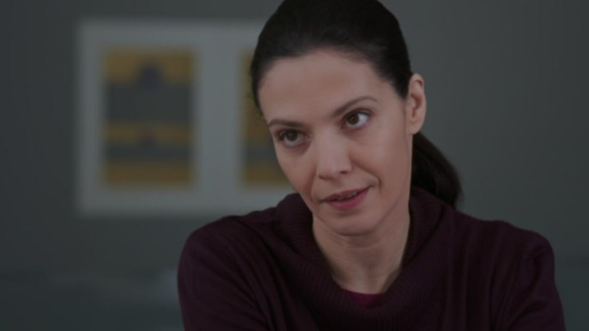 Μία Νύχτα Μόνο: Συνειδητοποιεί ότι ο έρωτας που έζησε ήταν ένα ψέμα και η υγεία της κλονίζεται