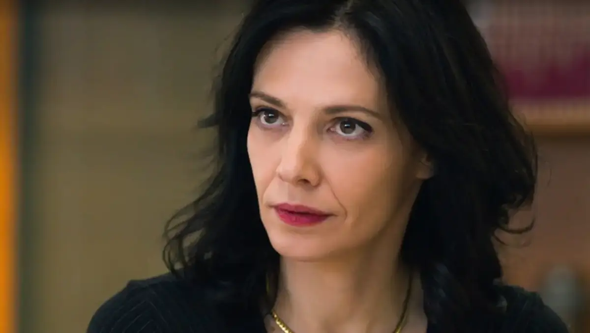 Μια Νύχτα Μόνο: Η ζήλια  την οδηγεί σε μια πράξη που καταλήγει σε τραγωδία