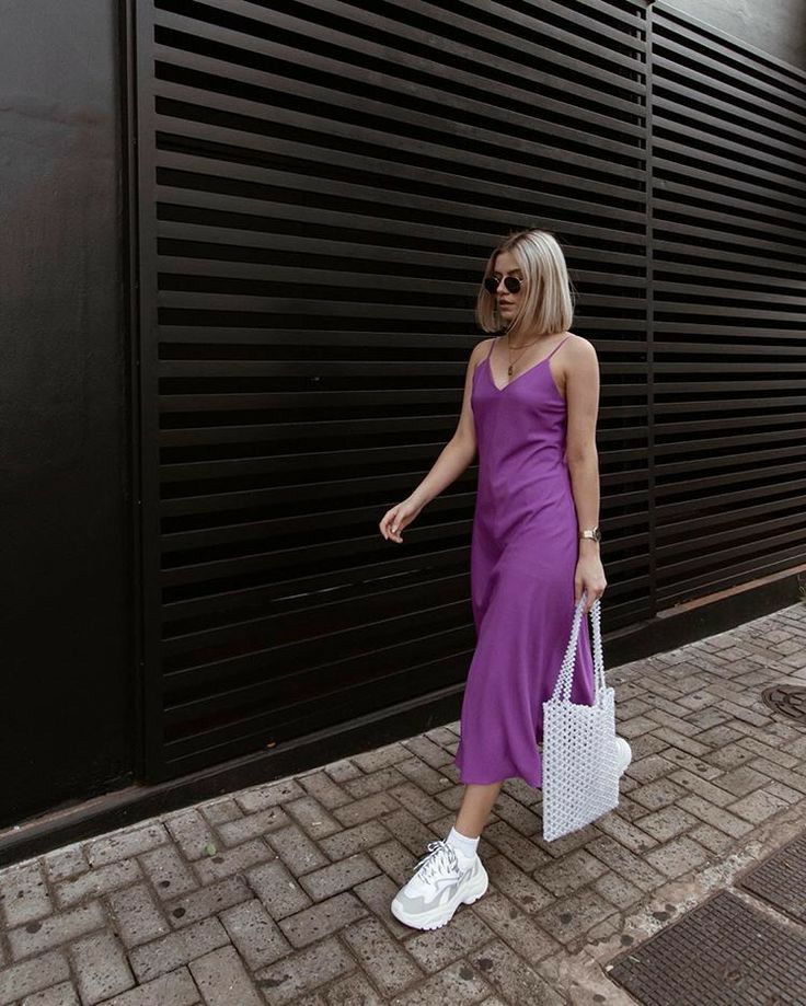 Μόδα Άνοιξη-Καλοκαίρι 2026: Οι κορυφαίες τάσεις στα χρώματα που θα φορεθούν τη φετινή σεζόν