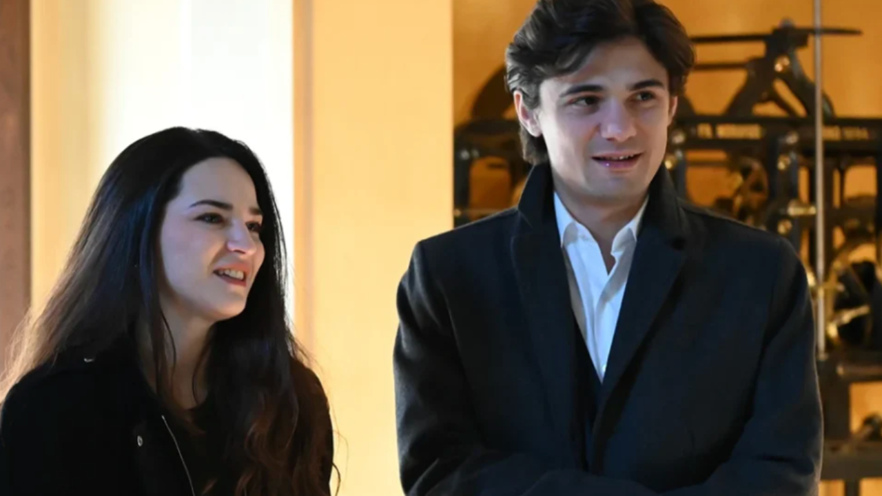 Να μ' αγαπάς-Άννα-Λευτέρης-