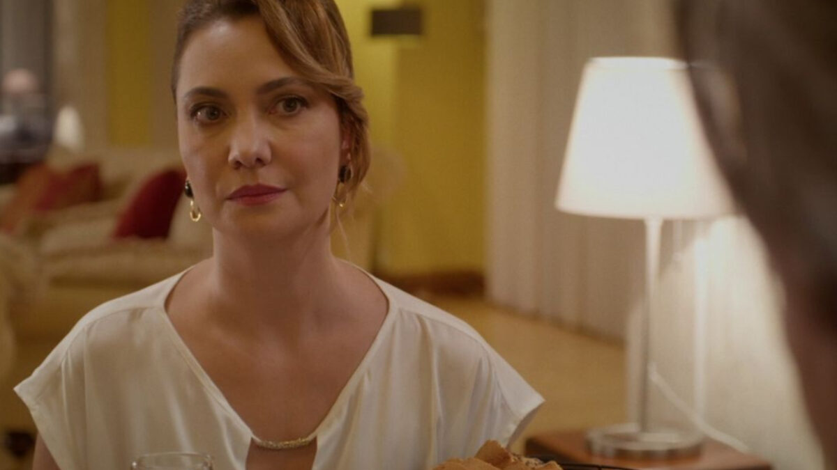 Να μ’ αγαπάς: Λιθοβολούν την Ζωή και τα ουρλιαχτά της ανατριχιάζουν