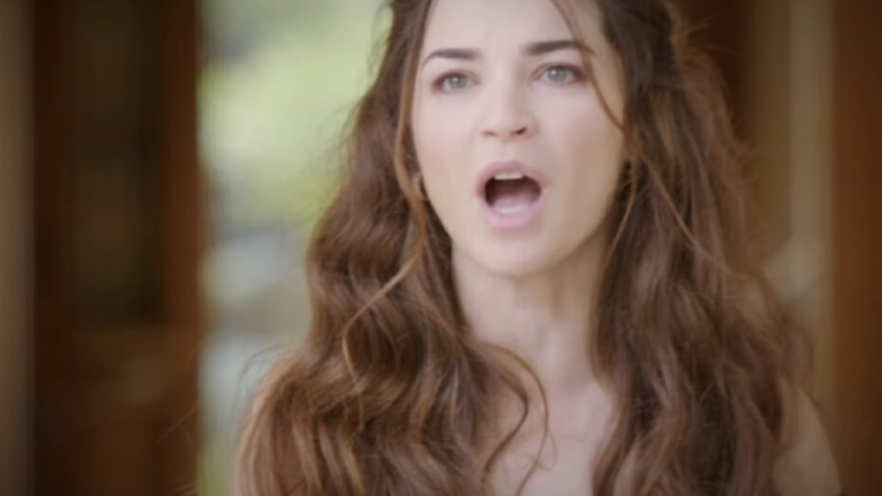 Να μ’ αγαπάς-Άννα-