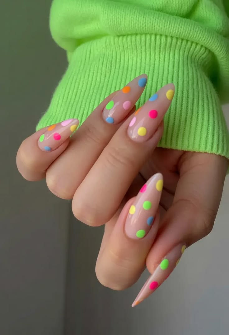 Νύχια Απριλίου 2026: Ιδέες για μανικιούρ με Πασχαλινά σχέδια και όχι μόνο που θα λατρέψεις