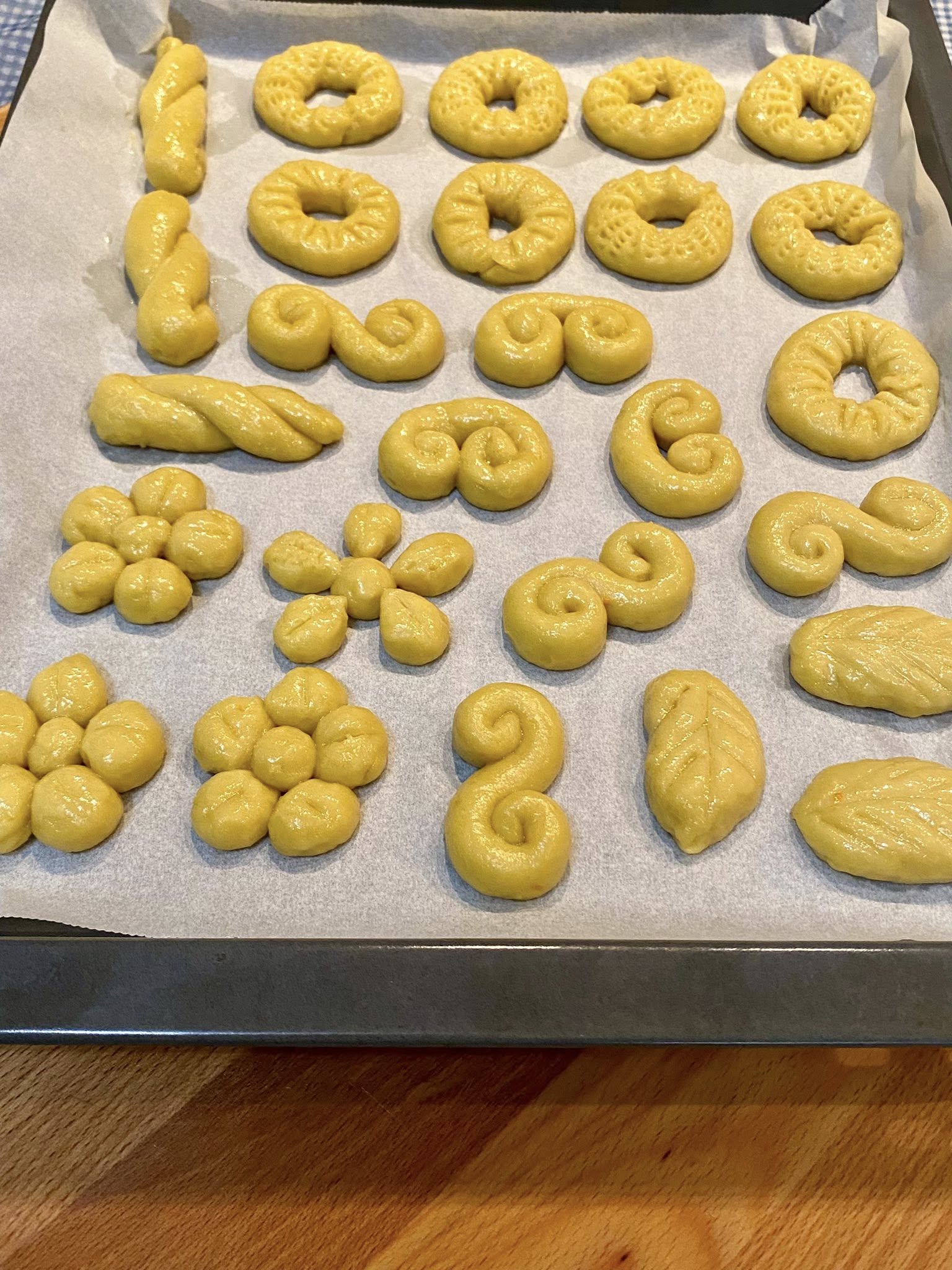 Πασχαλινά κουλουράκια πορτοκαλιού