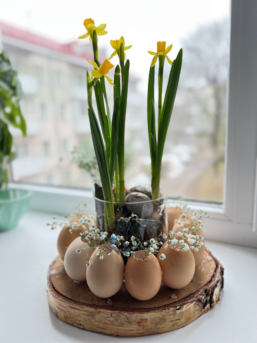 Πασχαλινές κατασκευές με λουλούδια κι άλλα φυσικά υλικά για να διακοσμήσεις το σπίτι και να κρατήσεις το παιδί απασχολημένο στις διακοπές