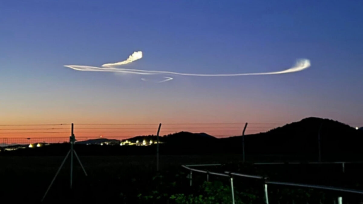 Περίεργα αέρια εμφανίστηκαν στον ουρανό- Τί είναι η διαστημική Μέδουσα σύμφωνα με τους ειδικούς;