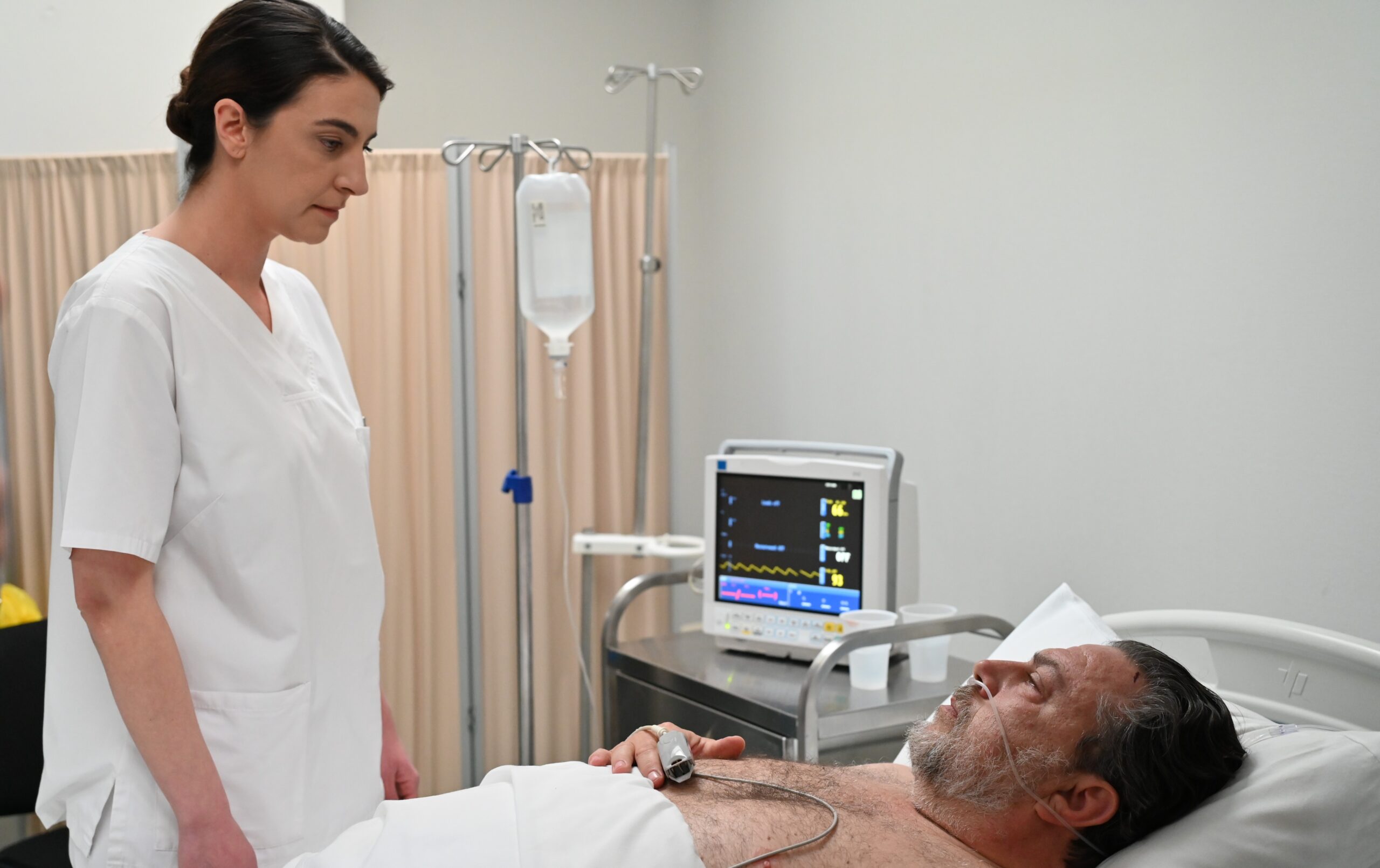 Περιλήψεις επεισόδια Να μαγαπας