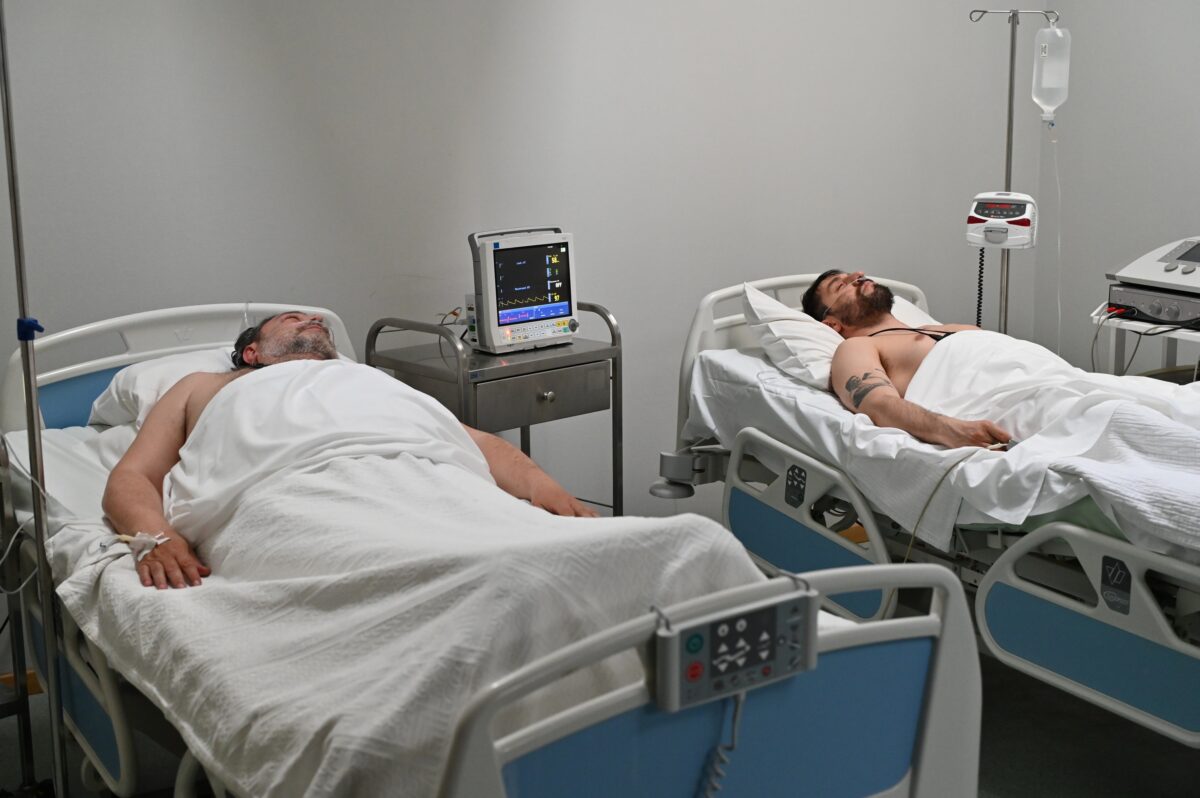 Περιλήψεις επεισόδια Να μαγαπας