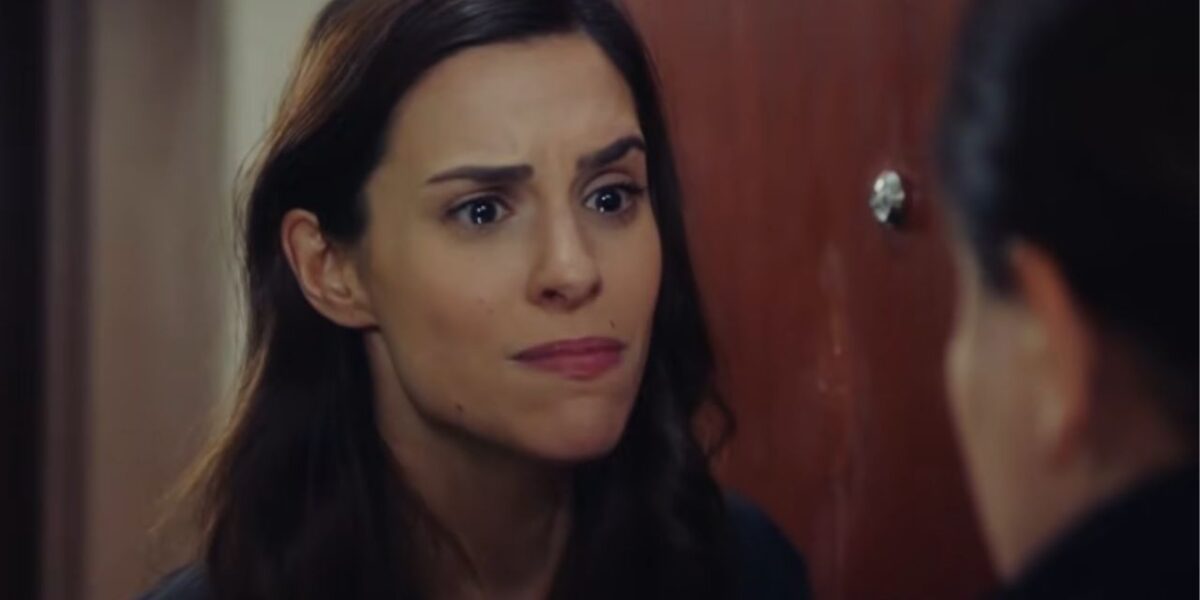 Πορτο Λεονε: Η Αλεξάνδρα βλέπει μπροστά της την Άντζελα στην Τρούμπα σαν φάντασμα