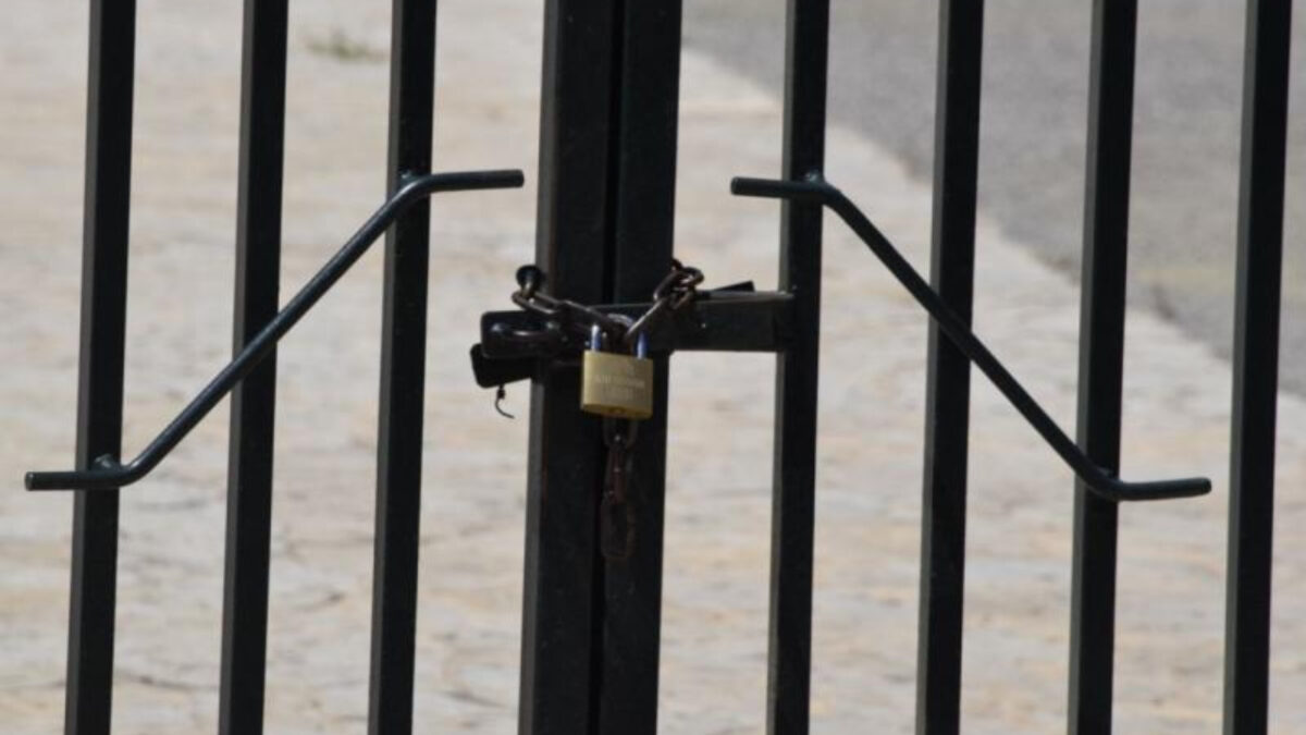 Πότε κλείνουν τελικά τα σχολεία για το καλοκαίρι του 2026;