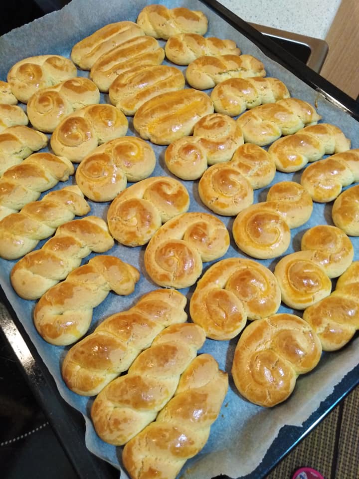 πασχαλινά-κουλουράκια-συνταγή-