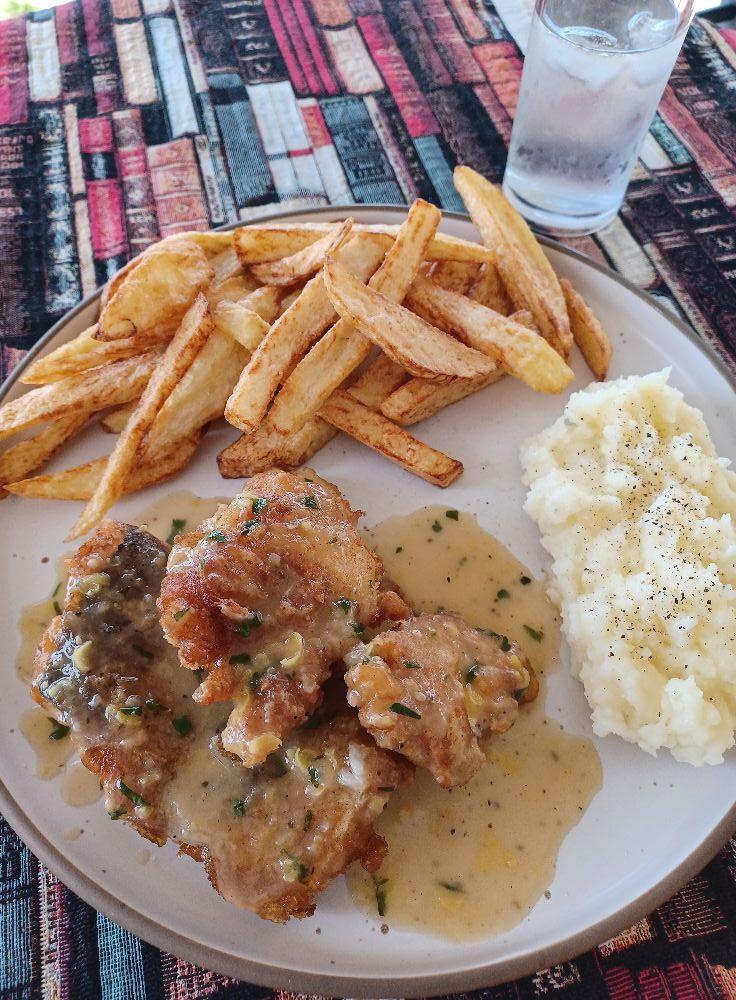 Τί τρώμε την 25η Μαρτίου; 55 συνταγές για όλα τα γούστα