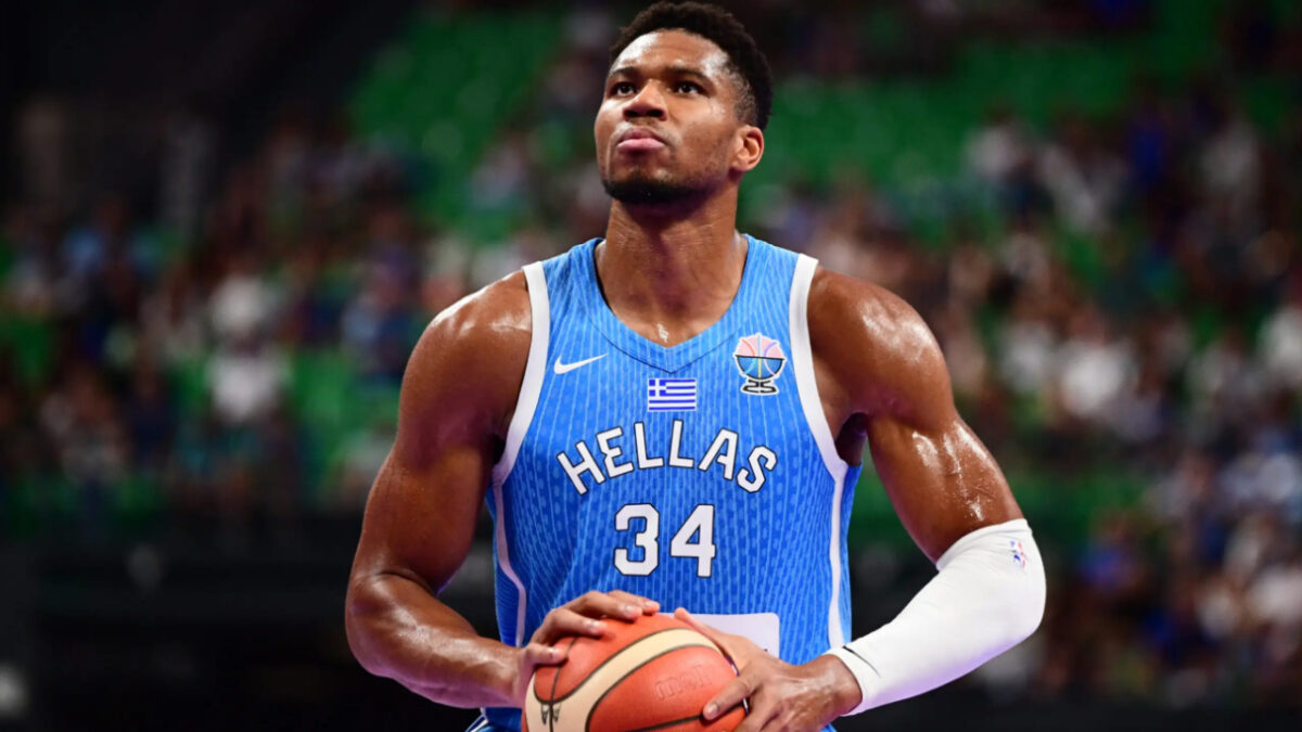 Τραυματισμός για τον Γιάννη Αντετοκούνμπο