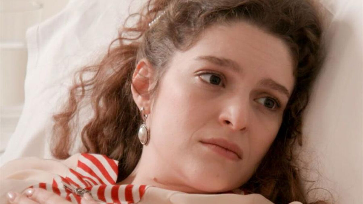 Grand Hotel: Αιμορραγεί και καταλήγει στο νοσοκομείο ετοιμοθάνατη