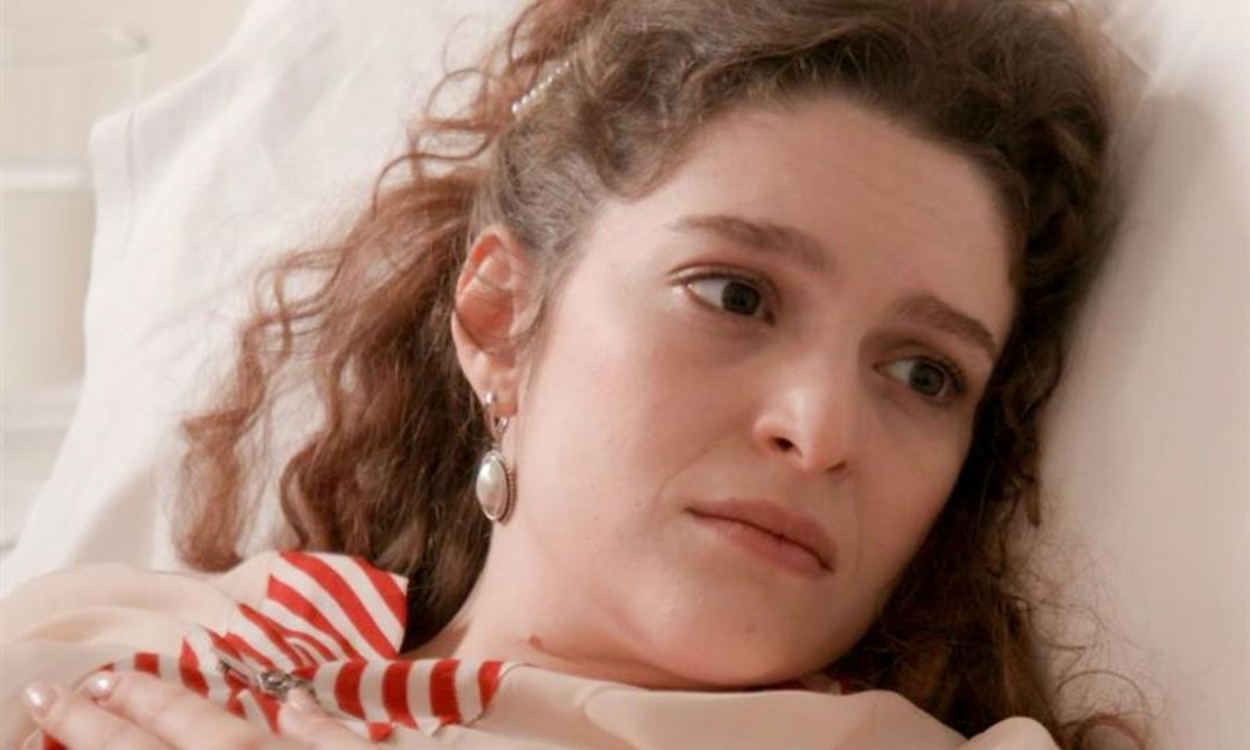 Grand Hotel: Αιμορραγεί και καταλήγει στο νοσοκομείο ετοιμοθάνατη