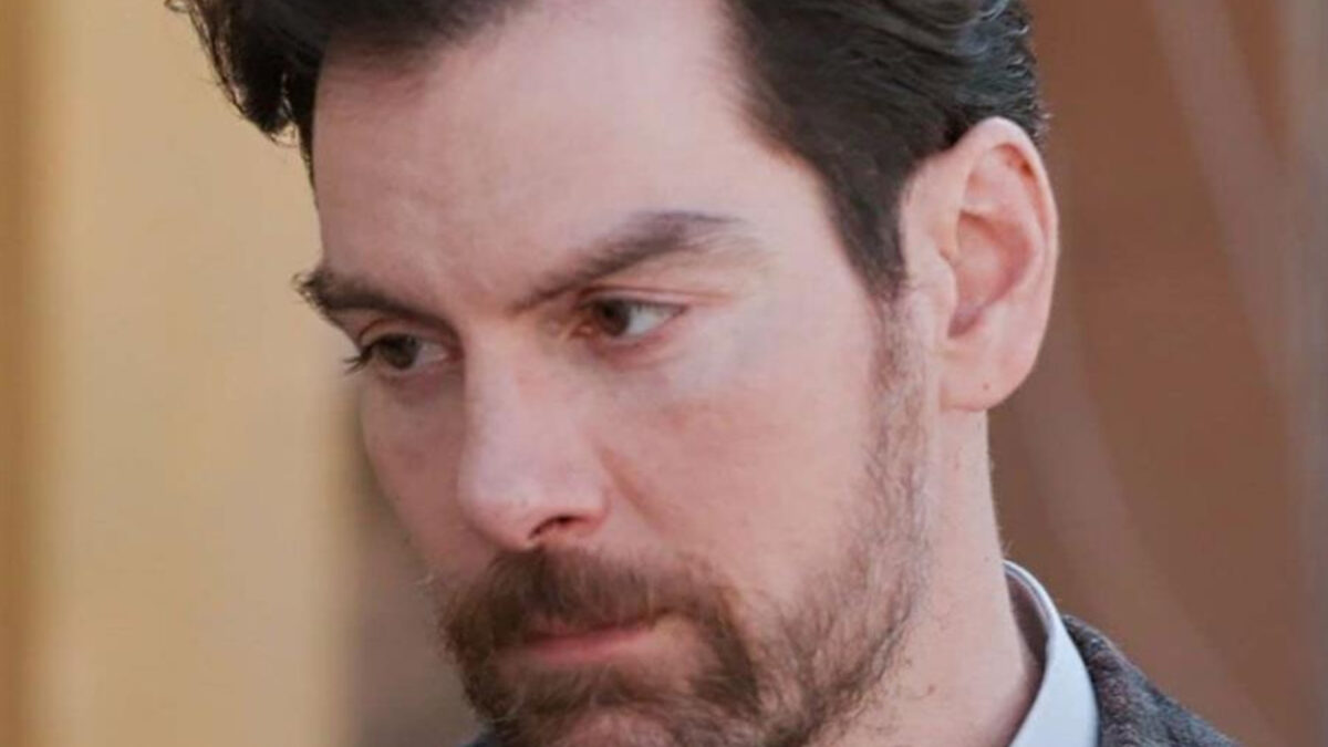 Grand Hotel: Η Σμαρούλα θυσιάζει τον Πέτρο για να εξοντώσει την Αλίκη