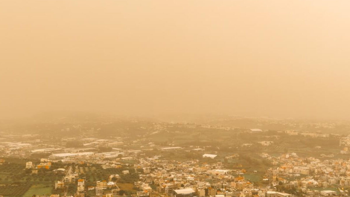 Η Αφρικανική σκόνη θα πνίξει την Ελλάδα τις επόμενες μέρες: Οι περιοχές που θα ρίξει λασποβροχές