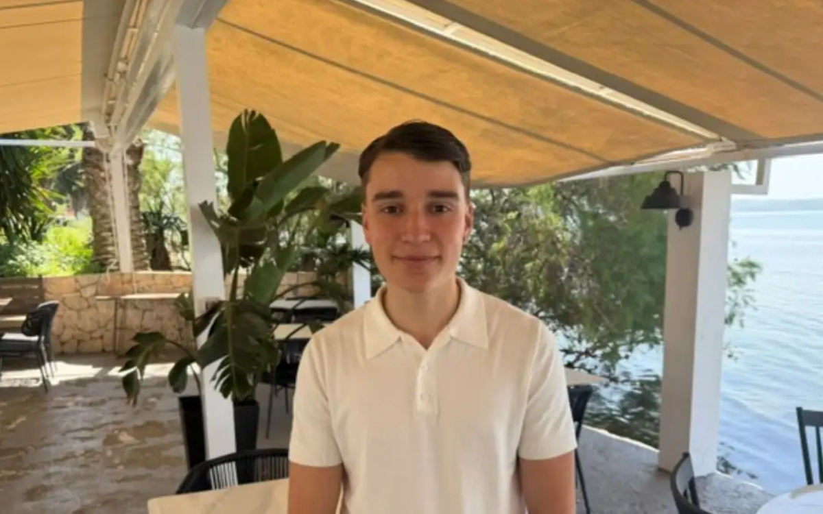Αυτός είναι ο 18χρονος Θοδωρής από τη Θεσσαλονίκη που έσωσε γυναίκα από σίγουρο πνιγμό