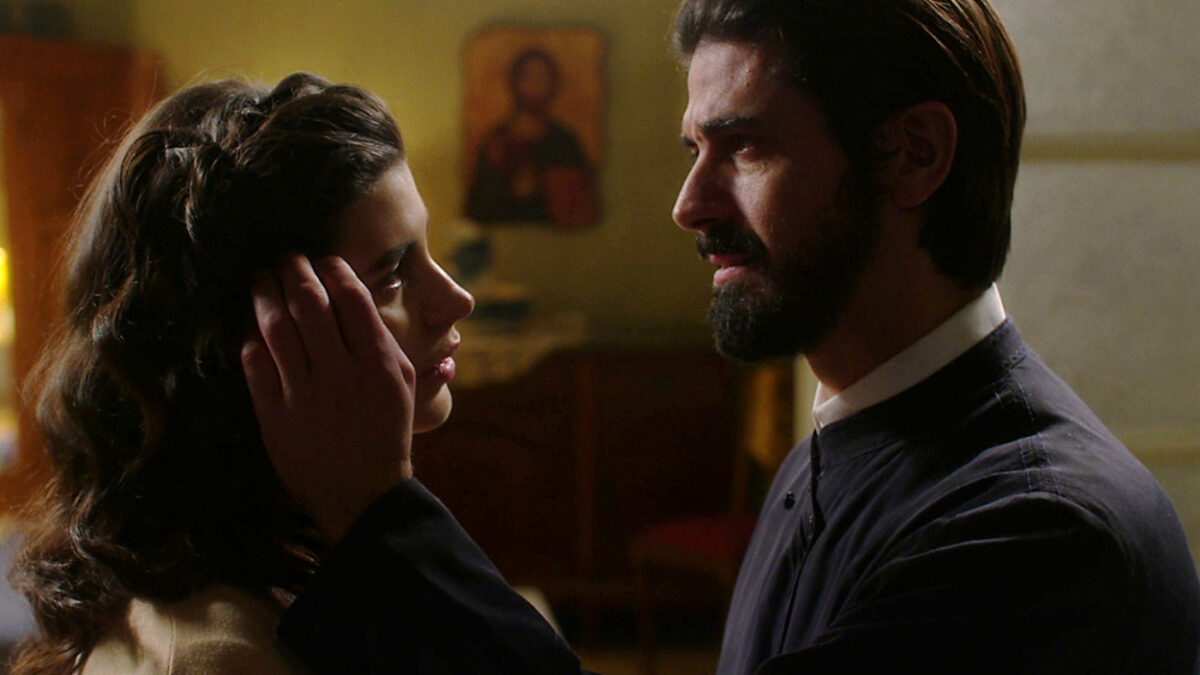 Άγιος Έρωτας: Τέλος το κρυφτό- Χλόη και Νικόλαος αποκαλύπτουν τη σχέση τους