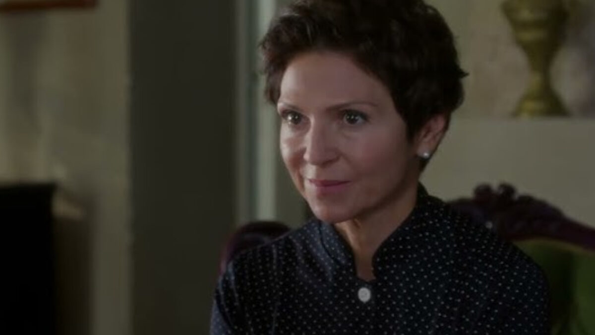 Άγιος Έρωτας: Η Θάλεια βρίσκει τον έρωτα στο πρόσωπο του και ζει ευτυχισμένη