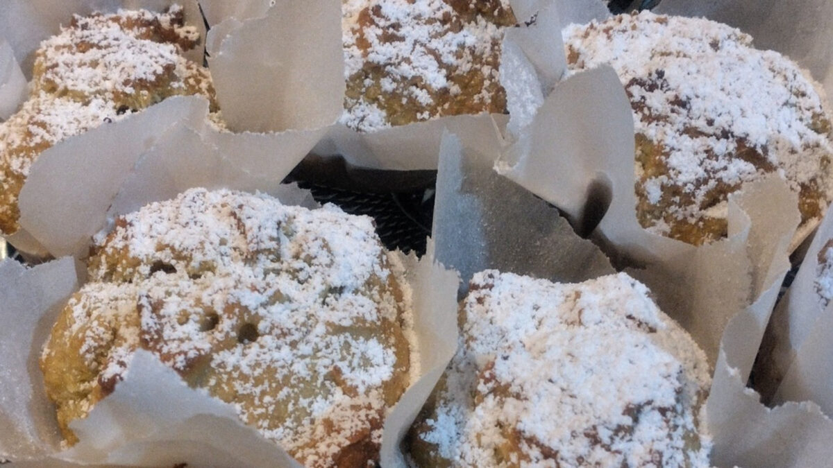 Αλάδωτα muffins με ινδοκάρυδο για τη Μεγάλη Εβδομάδα