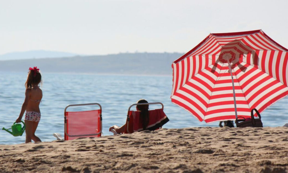 Ανοίγουν οι αιτήσεις για νέο voucher διακοπών: Οι δικαιούχοι και η διαδικασία των αιτήσεων