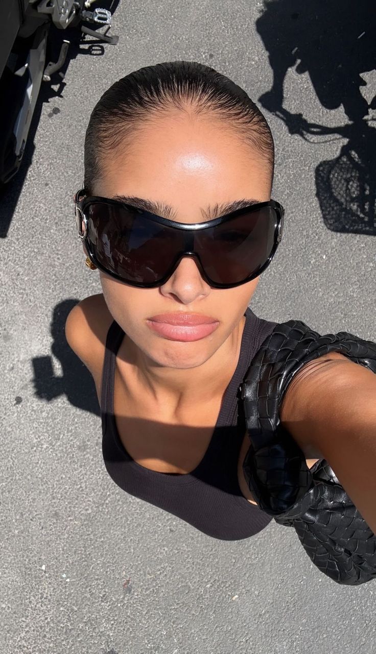 Άνοιξη – Καλοκαίρι 2026: Οι τάσεις στα γυαλιά ηλίου