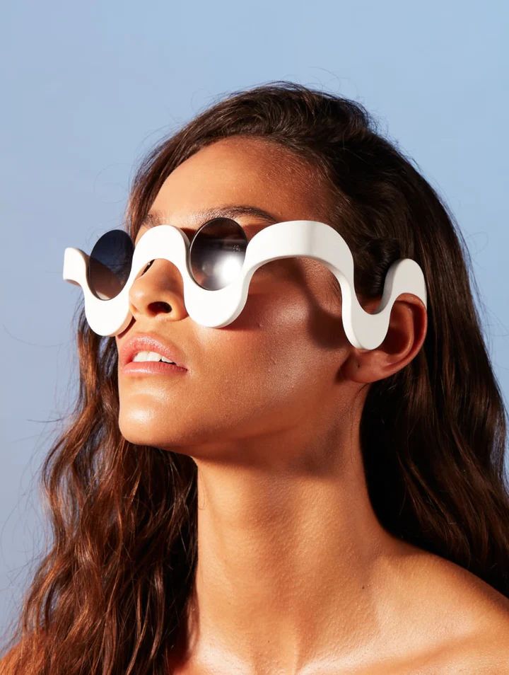 Άνοιξη – Καλοκαίρι 2026: Οι τάσεις στα γυαλιά ηλίου