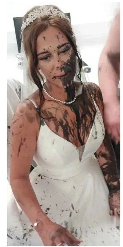 Η χειρότερη κουνιάδα στην ιστορία: Έριξε μαύρη μπογιά στη νύφη για εκδίκηση