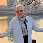 Δίκασε για άλλη μία φορά ο Τάσος Δούσης: Μην είστε κορόιδα και πιστεύετε όσους διαφημίζουν την ευτυχία τους