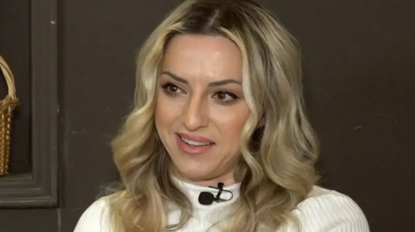 Ειρήνη Ντίσιου για Σταμάτη Γονίδη: «Είδα τον Σταμάτη να κουνάει χαρτονόμισμα. Σίγουρα έχει μεταφυσικές ιδιότητες»