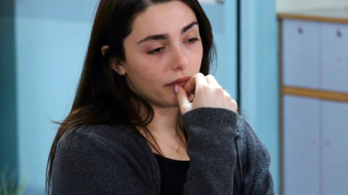 Η Γη της Ελιάς: Χάνει το παιδί της και οδύρεται ολομόναχη