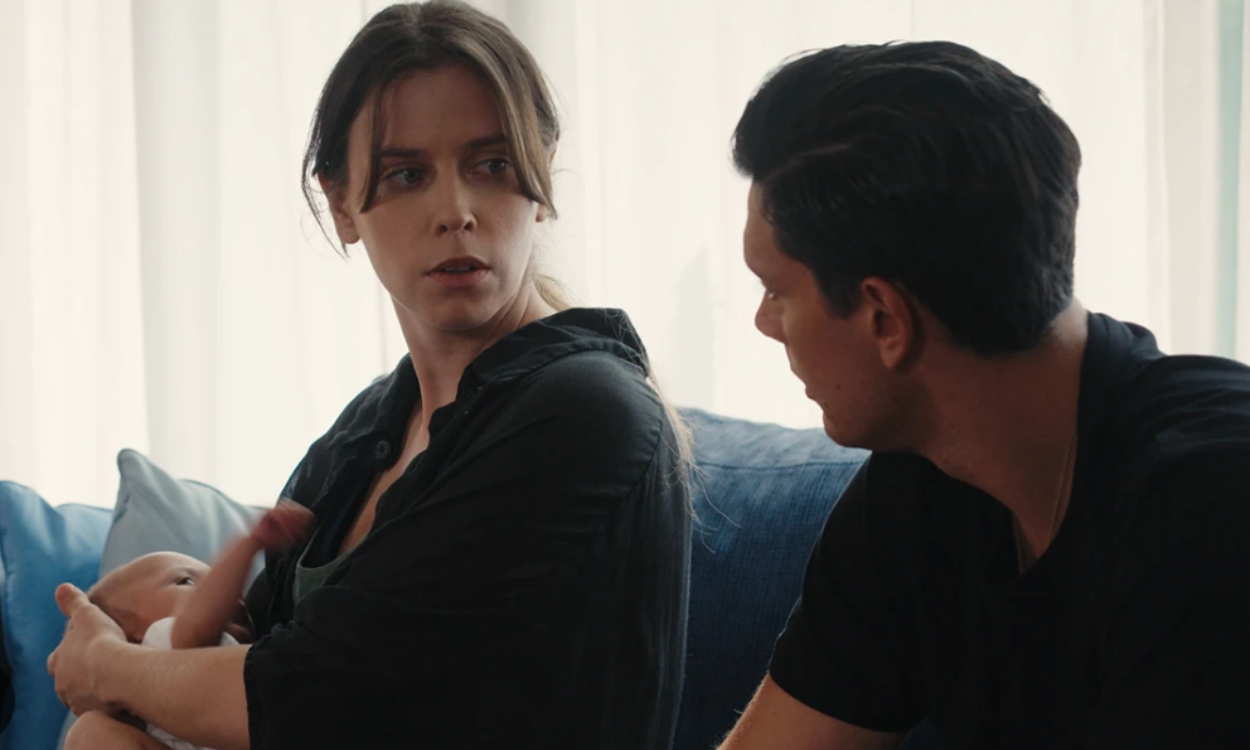 Η Γη της Ελιάς: Η Δάφνη στο νοσοκομείο δίνει μάχη για τη ζωή της