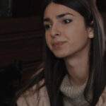 Η Γη της Ελιάς: Καταπίνει μία χούφτα χάπια μπροστά του και καταρρέει