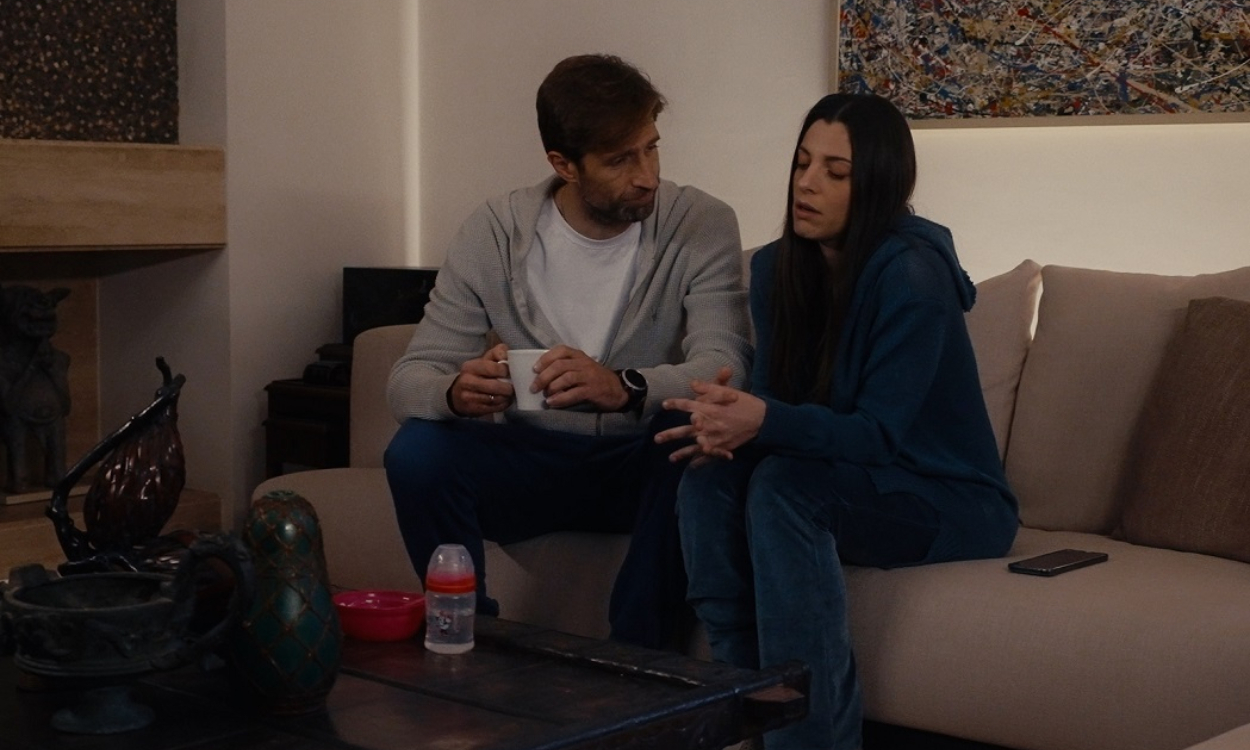 Η Γη της Ελιάς: Ο Κωνσταντίνος ξεσπά με οργή και τελειώνει την Ισμήνη