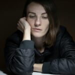 Γιατί η Άνοιξη επιδεινώνει τα συμπτώματα της κατάθλιψης και της μελαγχολίας;