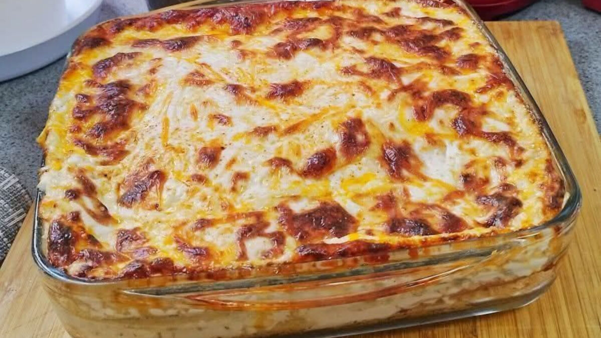 Γρήγορο σουφλέ με ψωμί του τοστ για τη Κυριακή του Πάσχα