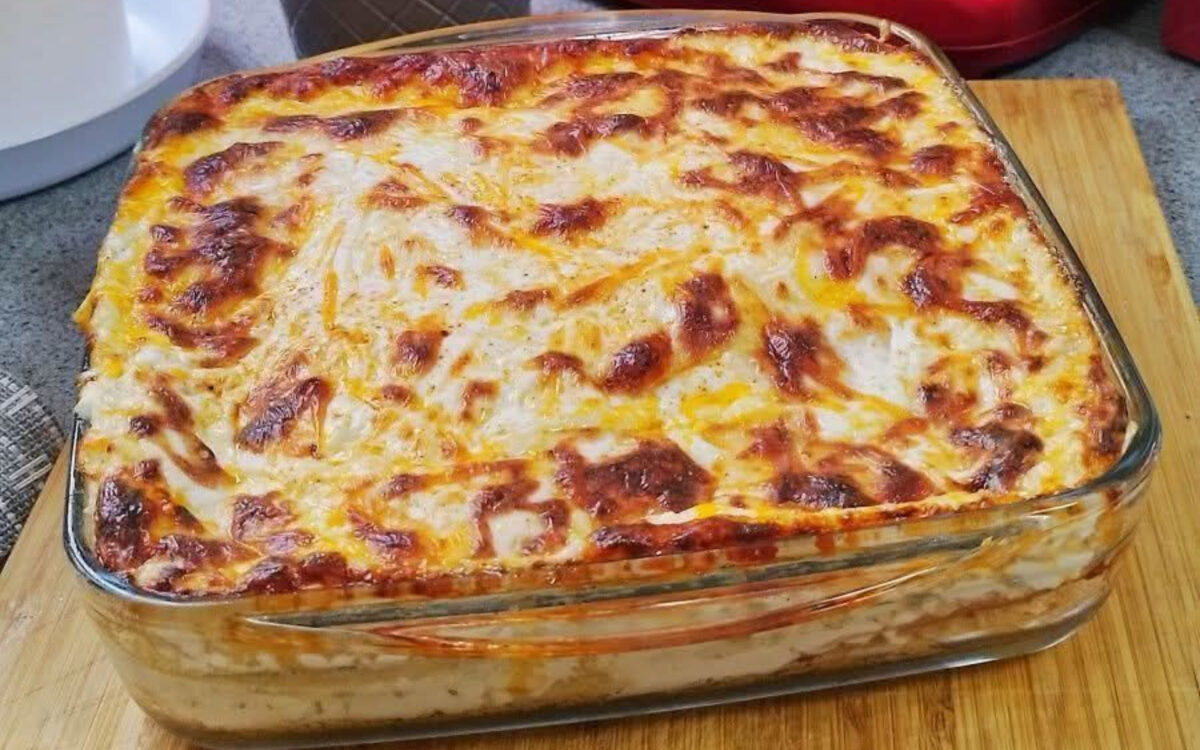 Γρήγορο σουφλέ με ψωμί του τοστ για τη Κυριακή του Πάσχα