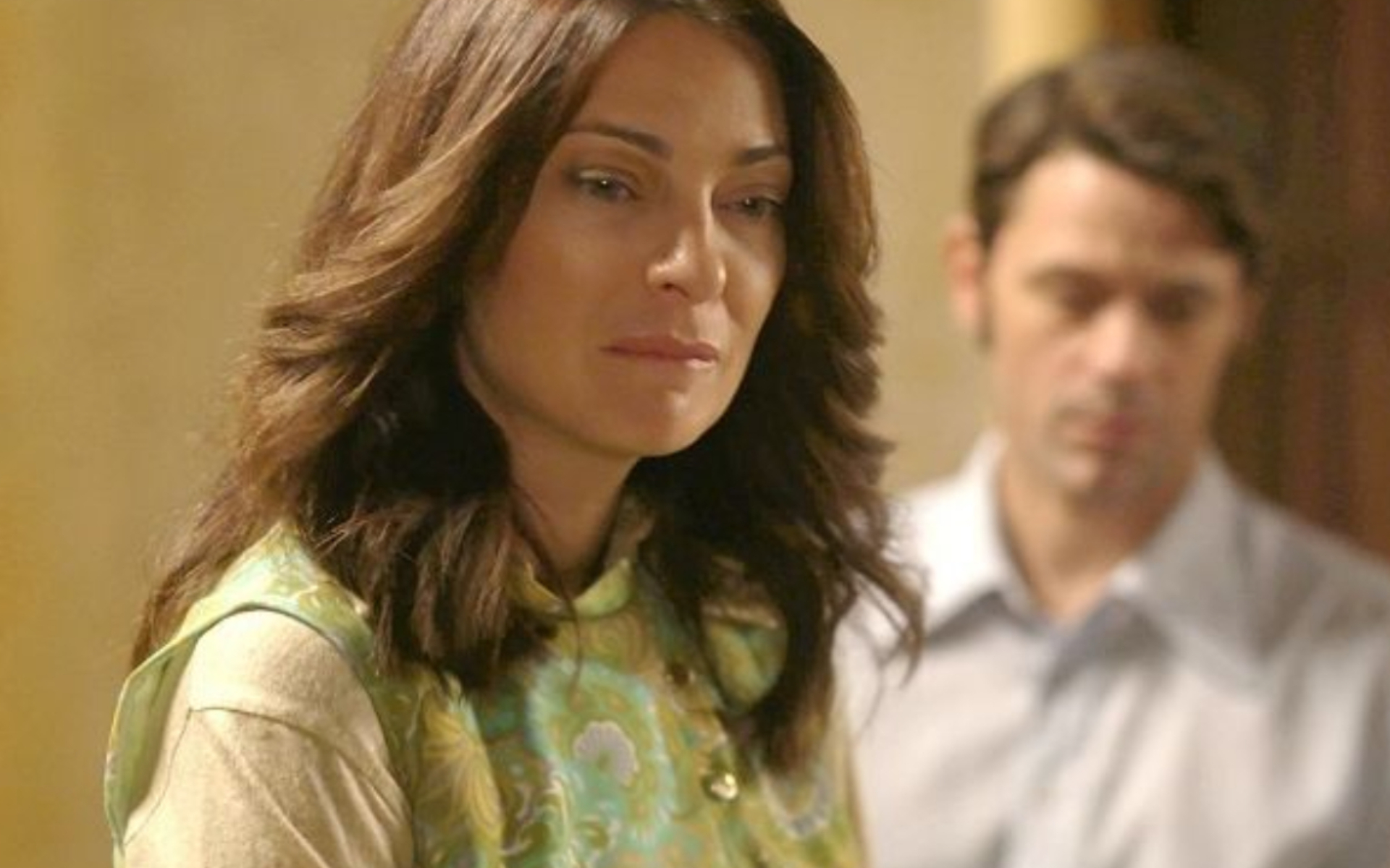 Ηλέκτρα: Το σκοτεινό μυστικό της βγαίνει στην επιφάνεια και τη διαλύει