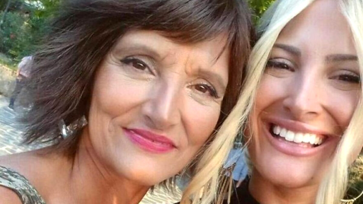 Ιωάννα Τούνη: Το σπαρακτικό της μήνυμα και η φωτογραφία με την μητέρα της 4 χρόνια μετά τον θάνατο της